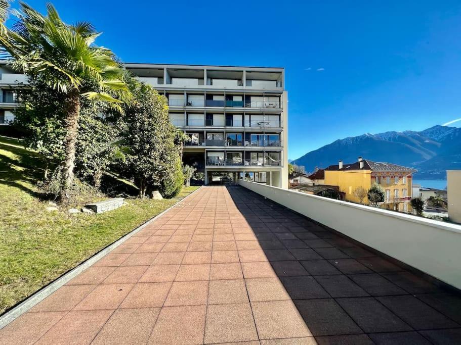 Bright Tiny Studio - Shared Pool & Sauna - Free Parking - Air Condition Muralto Εξωτερικό φωτογραφία