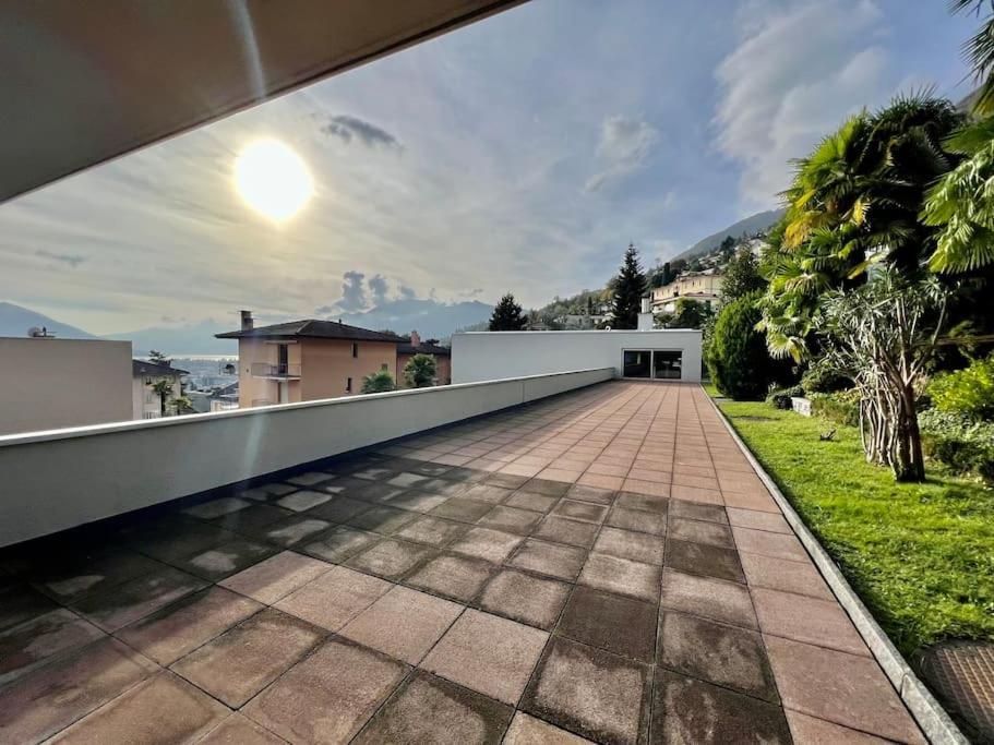 Bright Tiny Studio - Shared Pool & Sauna - Free Parking - Air Condition Muralto Εξωτερικό φωτογραφία